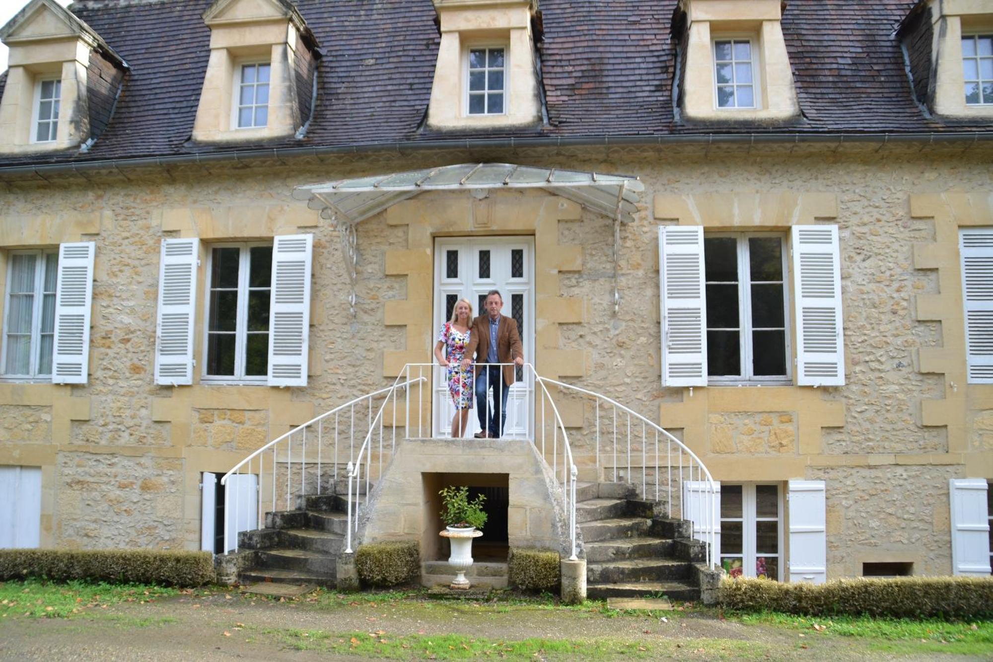 Les Magnolias Bed & Breakfast Lalinde Bagian luar foto