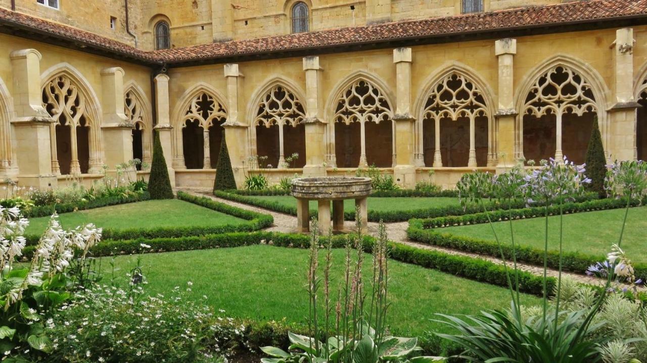 Les Magnolias Bed & Breakfast Lalinde Bagian luar foto